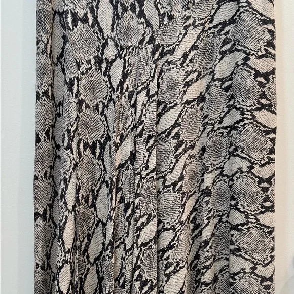 A.L.C. Lev Silk Snake Print Asymmetrical Hem Midi Skirt Size 0 - Picture 8 of 11